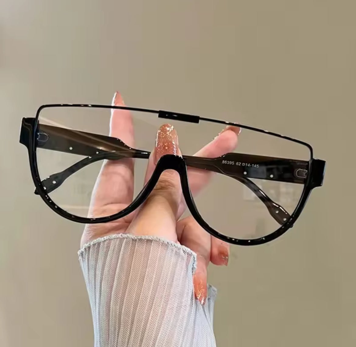 “I’m her” clear shades